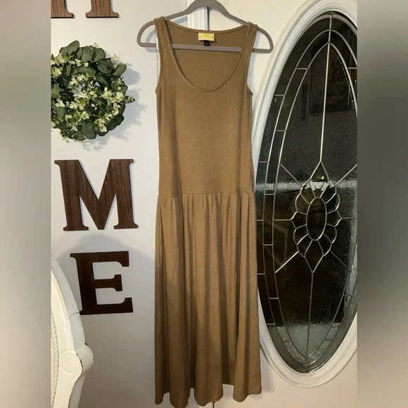 Universal Thread Sleeveless Drop Waist Dress – Tan Brown – Size M – NWT - Picture 3 of 7